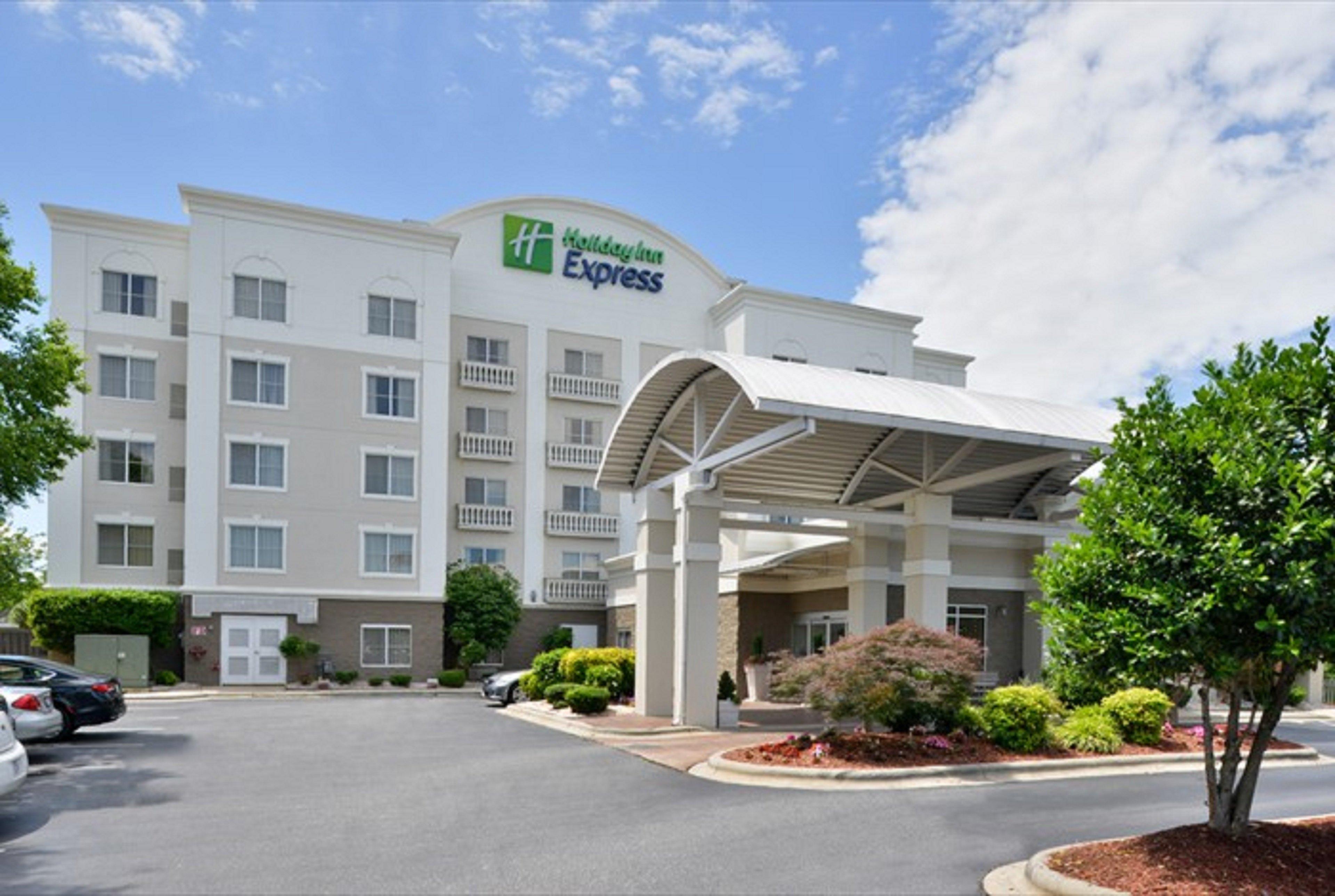 Holiday Inn Express Hotel & Suites Mooresville - Lake Norman By Ihg Экстерьер фото